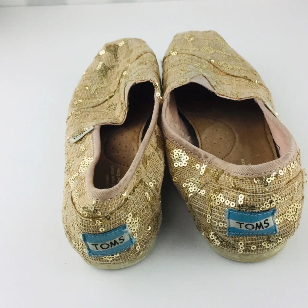 Toms slip on loafers gold with gold sequence‎ size 6.5
